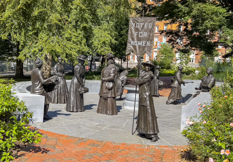 Voices from the Garden : Virginia Women&s Monument