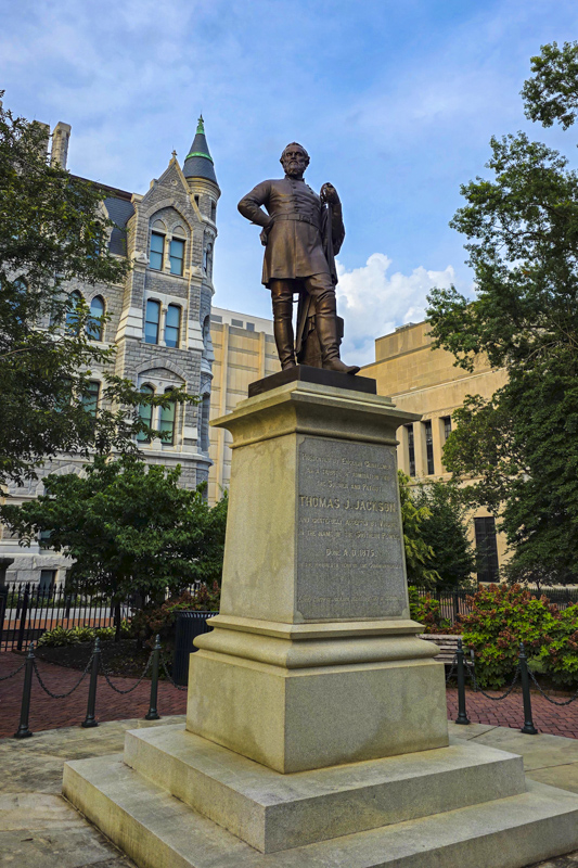 Thomas J. Jackson Statue