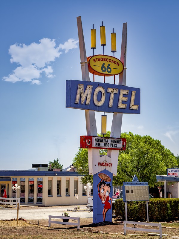 Stagecoach 66 Motel