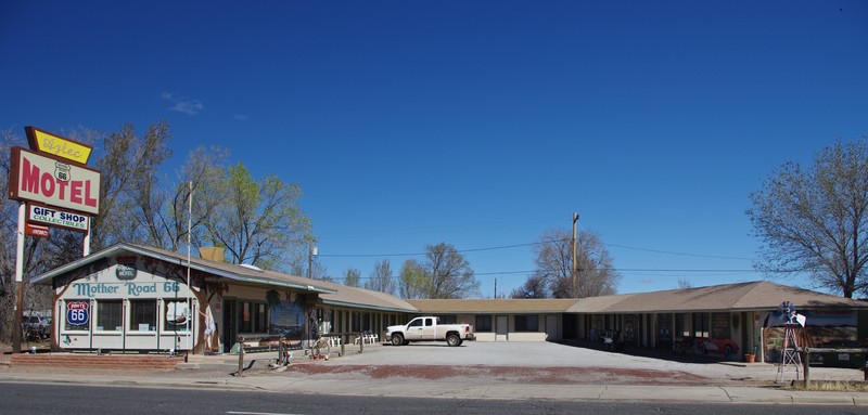 Aztec Motel