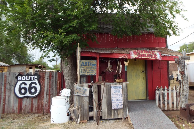 Perry Owens Saloon