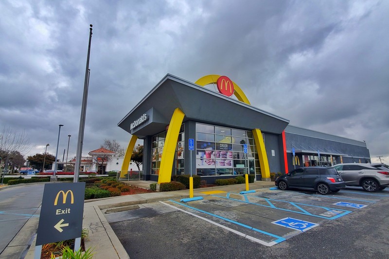 McDonald's Golden Arches Building (Upland)