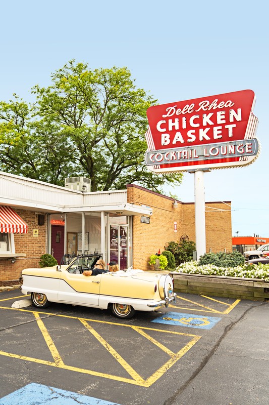 Dell Rhea's Chicken Basket