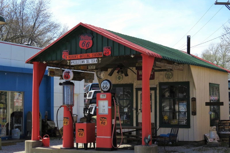 Mahan's Filling Station