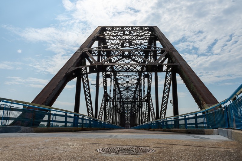 Old Chain of Rocks Bridge