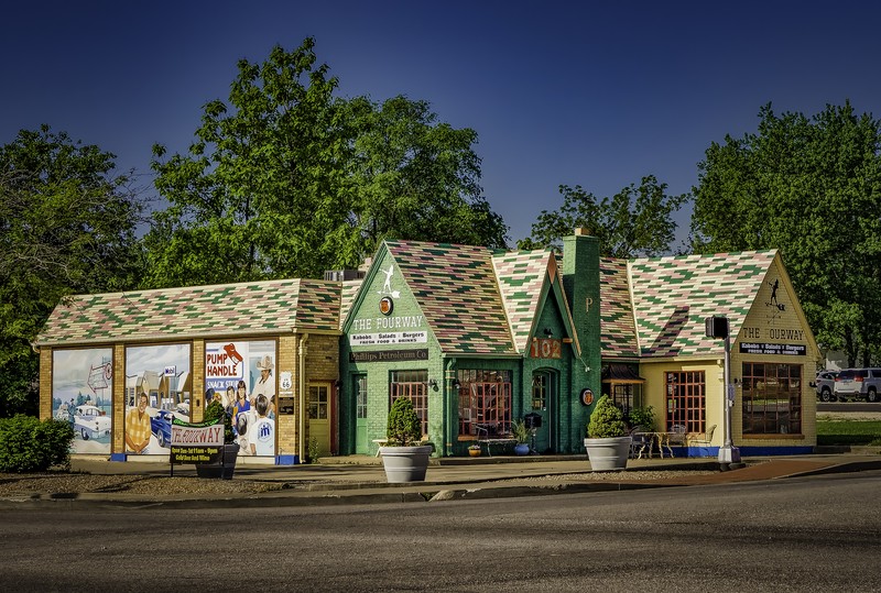 Carr Phillips 66 Service Station