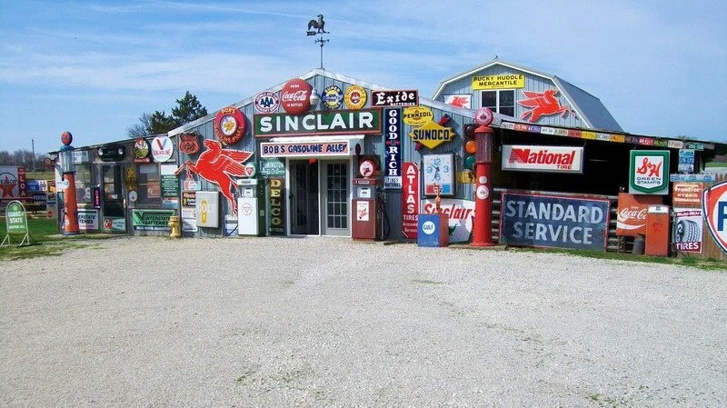 Bob's Gasoline Alley
