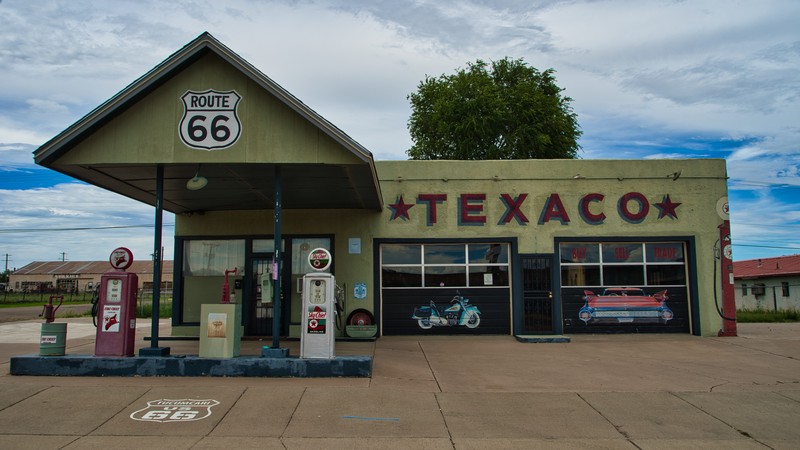 Guy's Texaco Station
