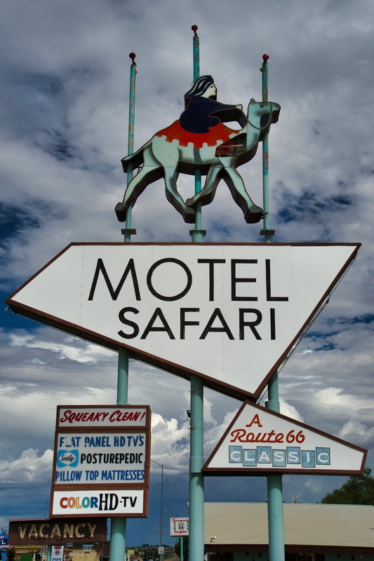 Safari Motel