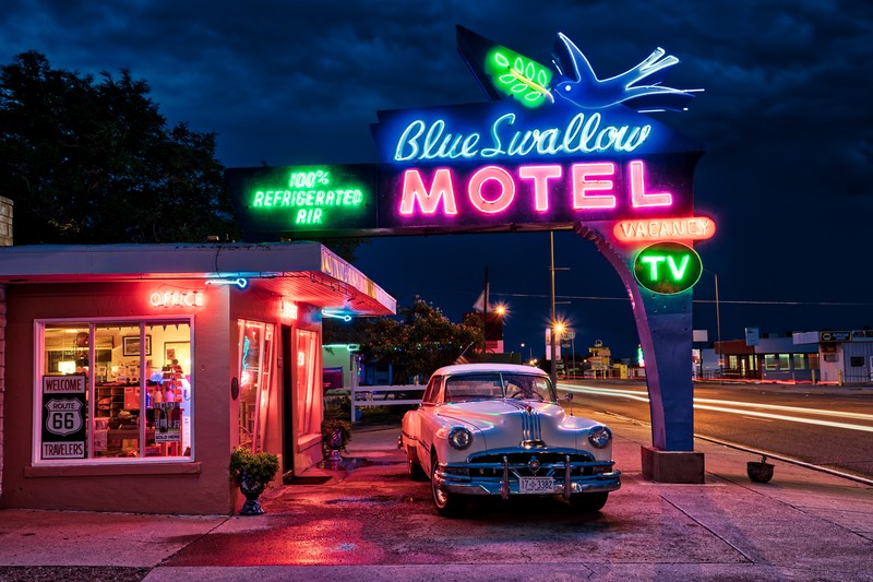 Blue Swallow Motel