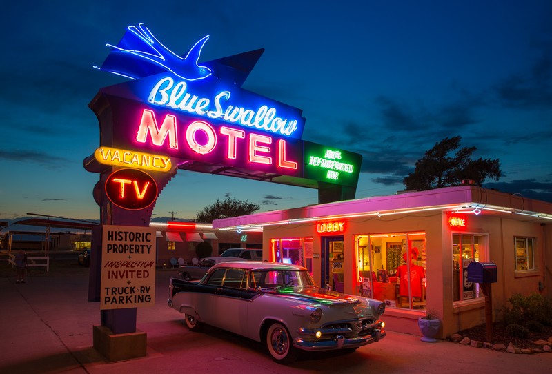 Blue Swallow Motel
