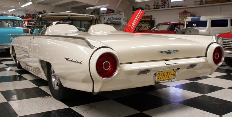 Route 66 Auto Museum