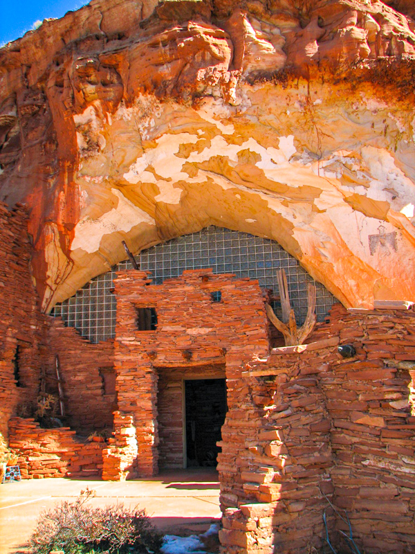 Moqui Cave