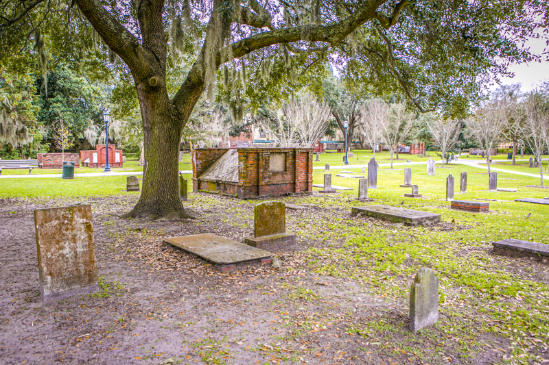 Colonial Park Cemetery