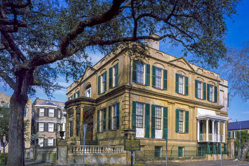 Owens-Thomas House & Slave Quarters