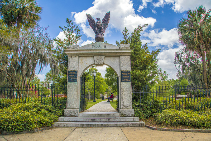 Colonial Park Cemetery