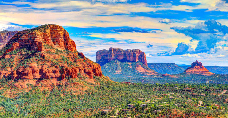 West Twin Butte, Courthouse Butte et Bell Rock