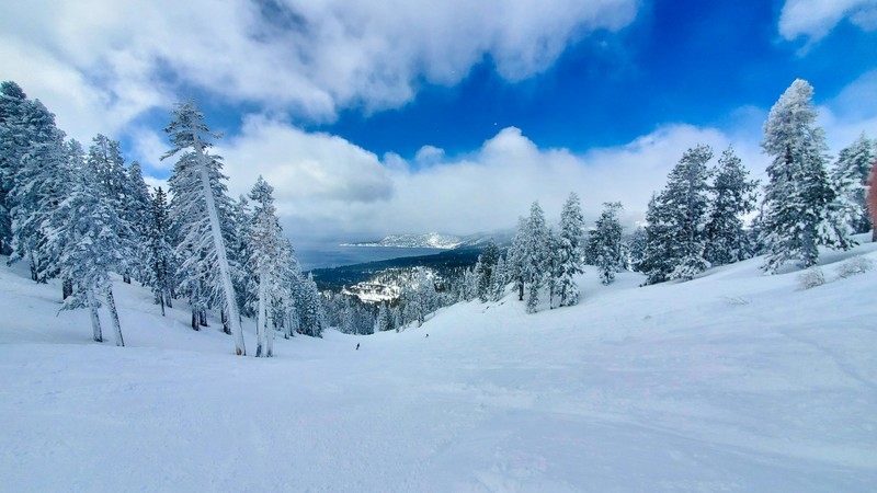 Diamond Peak Resort