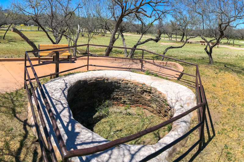 Four à chaux (Lime Kiln)