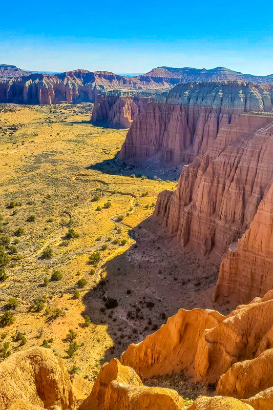 Upper Cathedral Valley Overlook