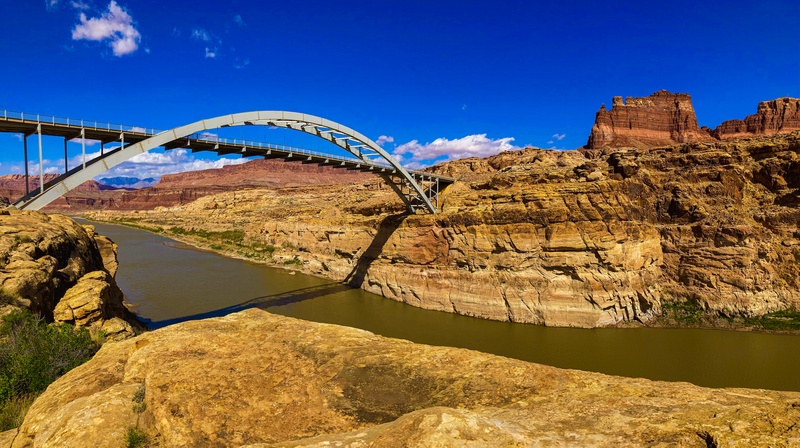Hite Crossing Bridge