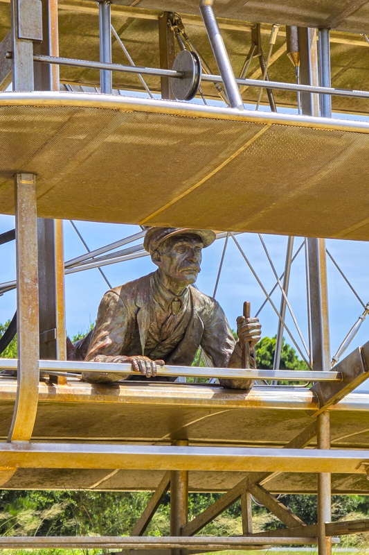 1903 Commemorative Sculpture