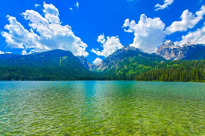 Taggart Lake - Bradley Lake Loop