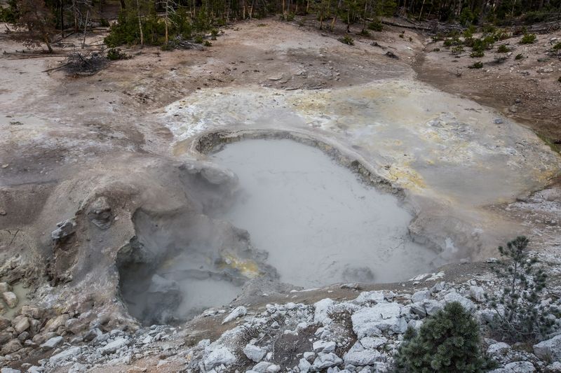 Sulphur Caldron