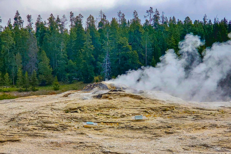 Bijou Geyser & Catfish Geyser