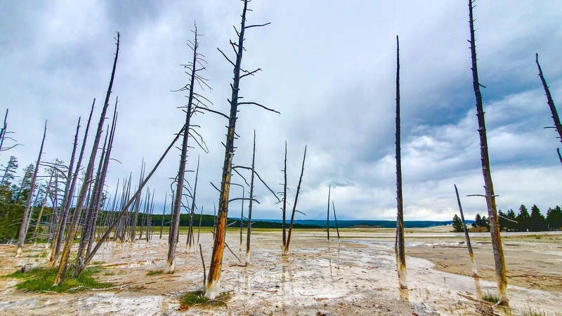 Fountain Paint Pot Trail