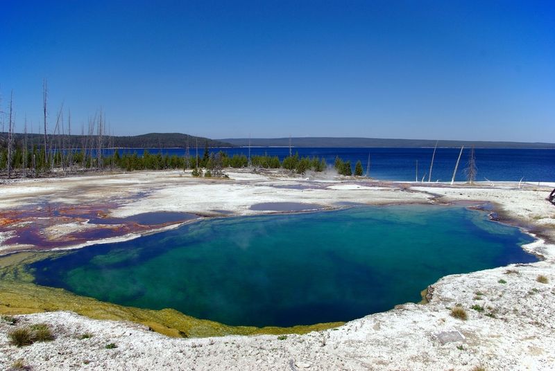 Abyss Pool