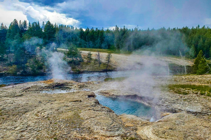 Fan Geyser & Spiteful Geyser