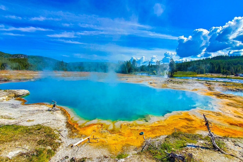 Black Diamond Pool