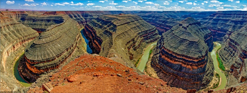 Goosenecks Overlook