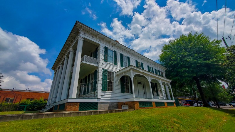 Thompson Mansion